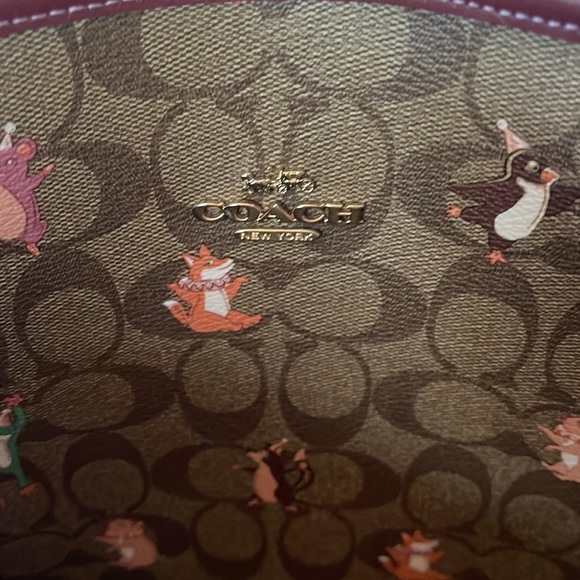 Reversible Burgundy Coach Tote, large - Picture 4 of 4